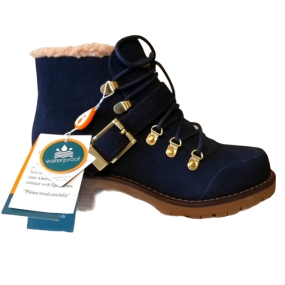 cowboy boots coconuts